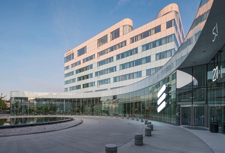 โครสร้างพื้นฐานเครือข่าย 5G ตลาดใหญ่ที่มีผู้เล่นน้อยเพราะอาศัยเทคโนโลยีชั้นสูง