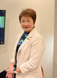 สายชล ทรัพย์มากอุดม หัวหน้าฝ่ายงานประชาสัมพันธ์ AIS ที่ดูแลงานด้านสังคม ชุมชนสัมพันธ์ และการสร้างโอกาส การเข้าถึงดิจิทัลเทคโนโลยีให้กับคนไทย อธิบาย