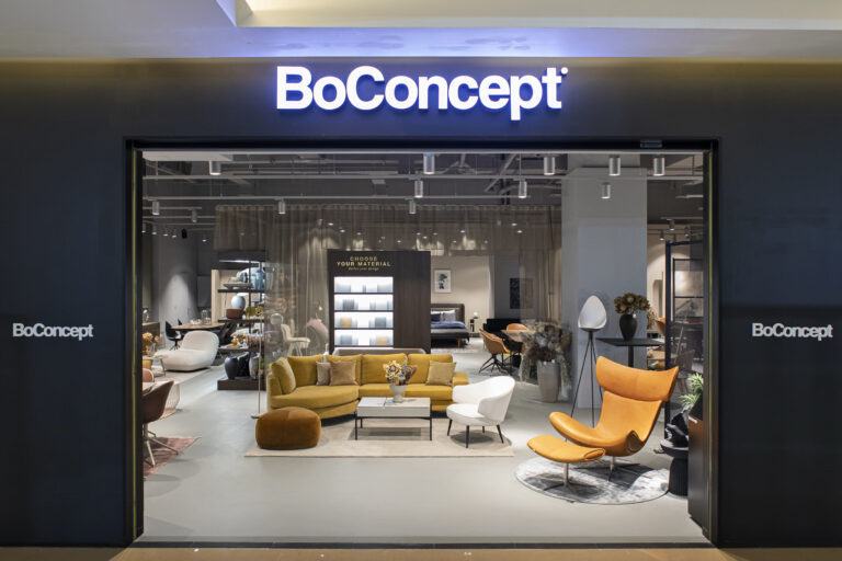 อินเด็กซ์ฯ ฉลอง 70 ปี “BoConcept” เฟอร์นิเจอร์สัญชาติเดนมาร์ก มอบนิยามความเรียบหรู “Urban Danish Design” ผ่าน 3 เซเลบริตี้ดัง พบกับโฉมใหม่ช็อป “BoConcept สาขาสยามพารากอน”  