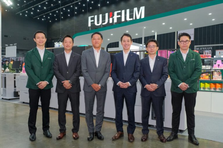 No.1 Total Printing Solutions มุ่งมั่นยืนแถวหน้าตลาดโซลูชันงานพิมพ์ระดับโปรดักชัน พร้อม FujiFilm Business Innovation จับมือ FujiFilm ประเทศไทย ลุยตลาดด้วยกัน