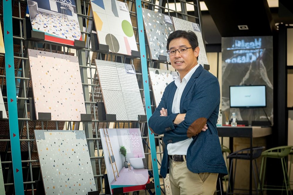 นายปราปต์ พึ่งรัศมี  Marketing Manager แบรนด์ COTTO