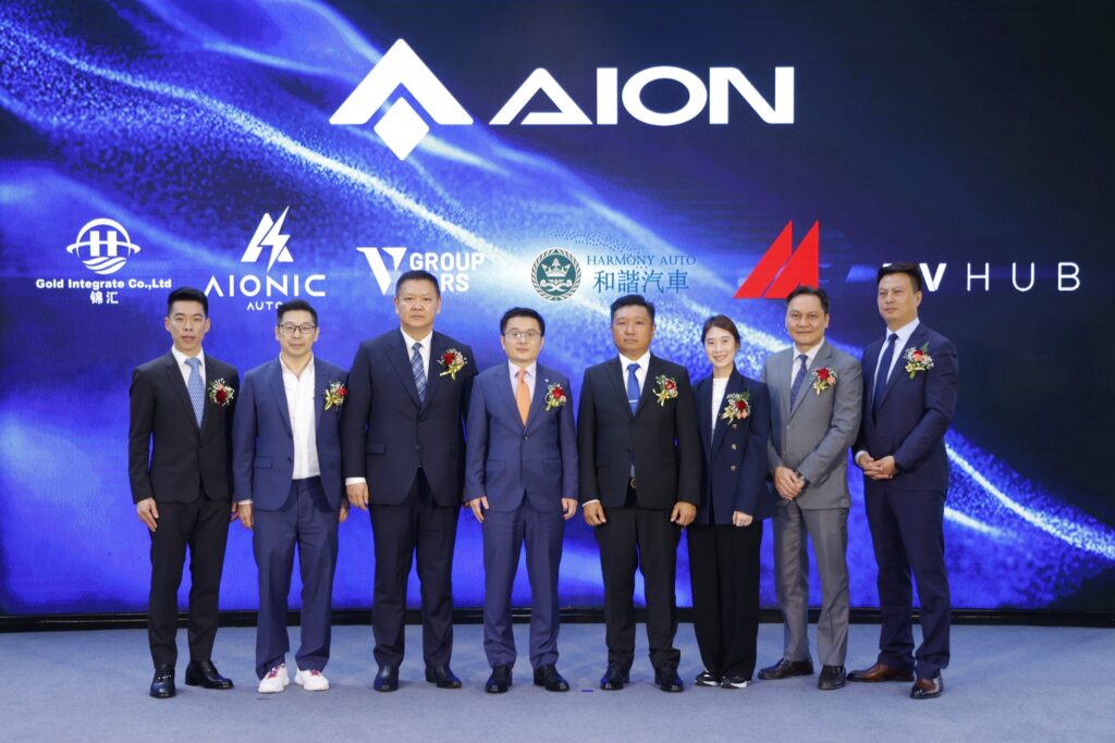พันธมิตรทางธุรกิจระยะยาวกับ 7 ผู้แทนจำหน่ายรถยนต์ชั้นนำจาก 4 ประเทศในภูมิภาคอาเซียน ได้แก่ Gold Integrate (ประเทศไทย), AIONIC (ประเทศไทย), V Group AI ( ประเทศไทย), Harmony Auto (ประเทศไทย), 99 เมียนมาร์ (เมียนมาร์), Harmony Auto (เวียดนาม), EV HUB PRE LTD (สิงคโปร์)