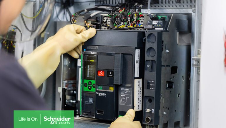 ชไนเดอร์ อิเล็คทริค พลิกโฉมการจ่ายพลังงานไฟฟ้าด้วย MasterPacT MTZ Active  เซอร์กิตเบรกเกอร์ สายพันธุ์ดิจิทัล ช่วยลดการใช้พลังงาน และลดการปล่อยก๊าซคาร์บอน